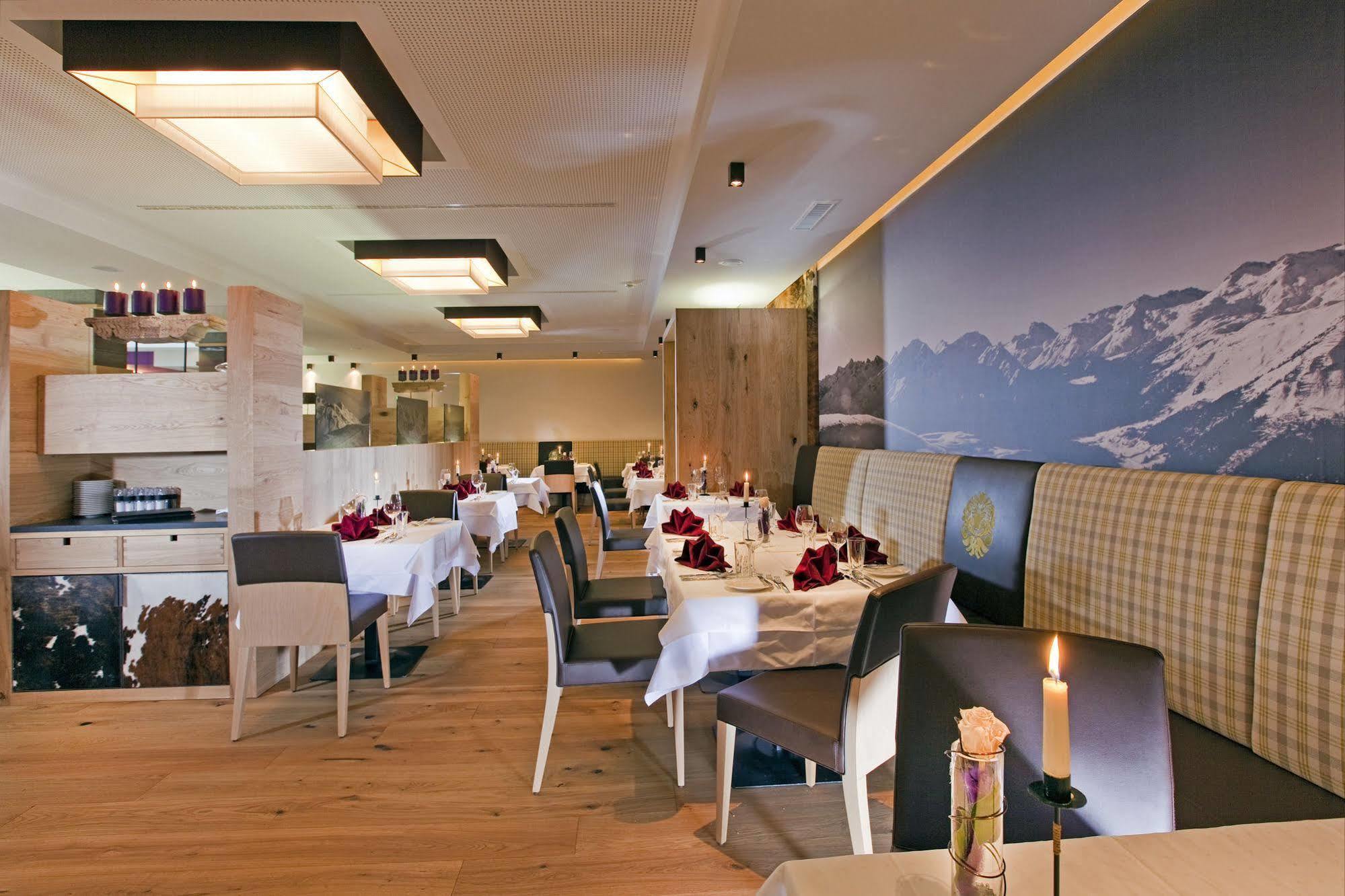 Hotel Fliana 4 Ισγκλ Εξωτερικό φωτογραφία